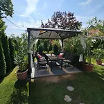 Mediterran بيت ضيافة Kecskemét
